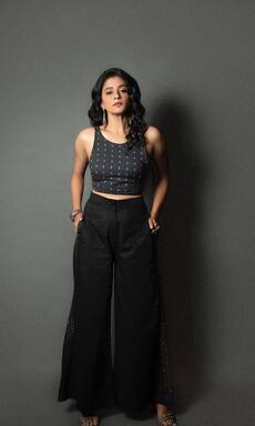 Jawan actor Priyamani gives a befitting reply to trolls for calling her aunty