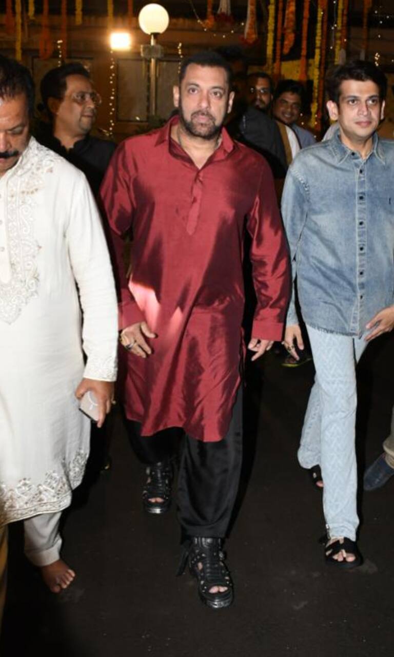 Salman Khan Ditches His Tight Jeans & Boots Combo & Wears Breezy Linens To  Rahul Kanal's Wedding