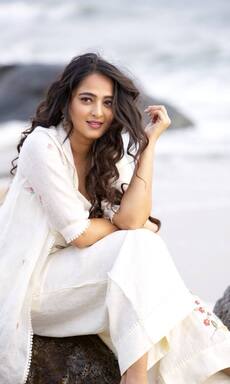 Top 11 South Indian actresses who are nearing 40 but still unmarried