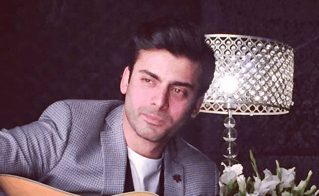 Mahira Khan, Fawad Khan and more: Top 10 Richest Pakistani celebs and their net worth - Vimarsana News