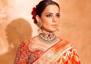 Tejas: Kangana Ranaut celebrates Dusshera at Ramleela; becomes the first woman to perform Ravan Dahan [WATCH VIDEO]