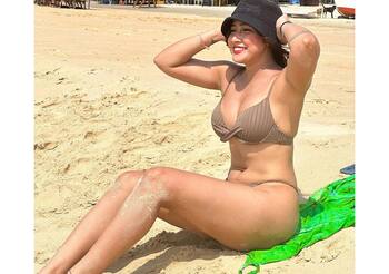 Sofia Ansari flaunts her ample bosom, midriff and toned legs in ...