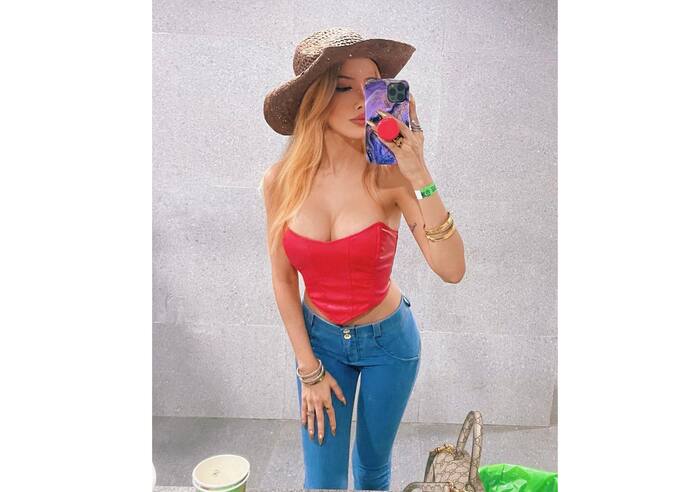 साक्षी चोपड़ा ने बोल्डनेस  में किया सबको फेल