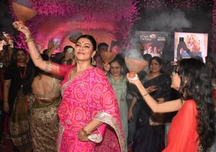 Aarya 3 star Sushmita Sen mesmerizes everyone with her dhunuchi dance at Durga Puja pandal