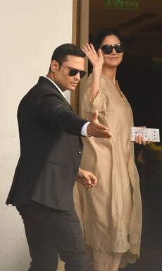 National Film Award 2023 में विक्की कौशल को चीयर करने पहुंचीं Katrina Kaif