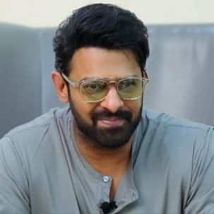 Salaar big name Prabhas slapped by a fan at the airport [Scrutinize viral video] thumbnail