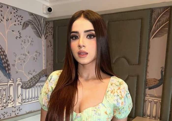 Pratiksha Honmukhe as Ruhi Goenka