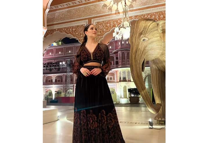 Sara Tendulkar looks stunning