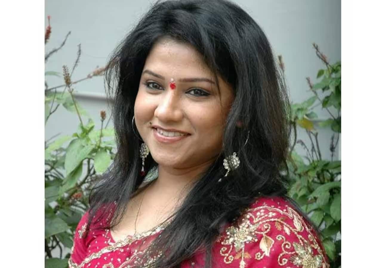 bollywoodlife.com photo