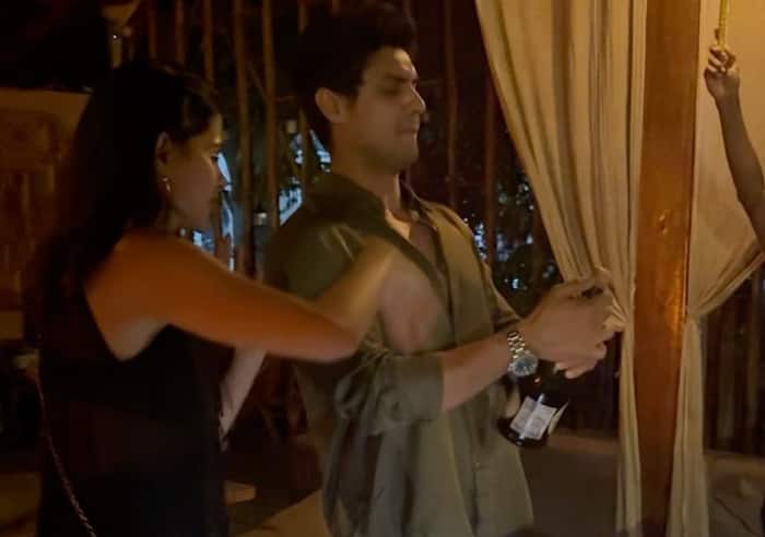 अंकित गुप्ता ने की जमकर मस्ती