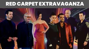 ITA Awards 2023: ऋतिक रोशन ने पिता राकेश रोशन संग यू दिए पोज, फैंस बोले-'सो हैंडसम'