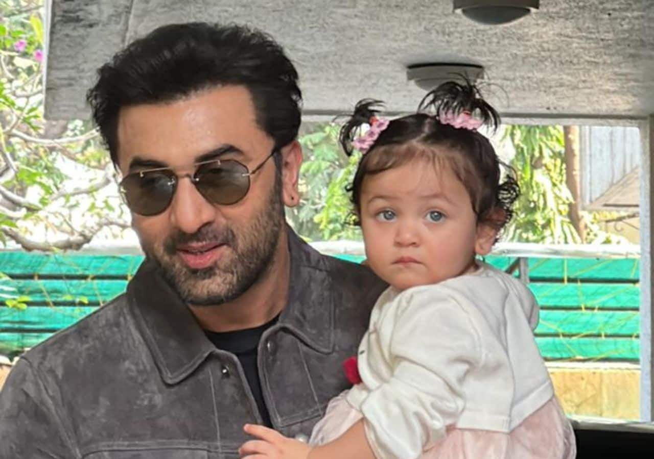 Ranbir Kapoor and Alia Bhatt with daughter Raha Kapoor arrive at Shashi ...