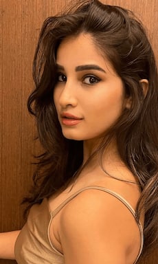 Raveena Tandon - Latest News, Photos, Videos, Awards, Filmography