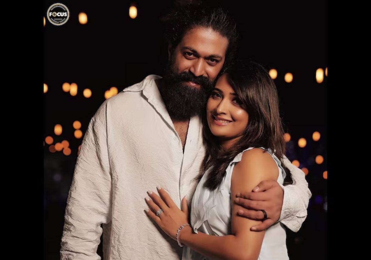 Kgf 3 Star Yash And Wife Radhika Pandit Celebrate Their 7th Wedding Anniversary In The Most