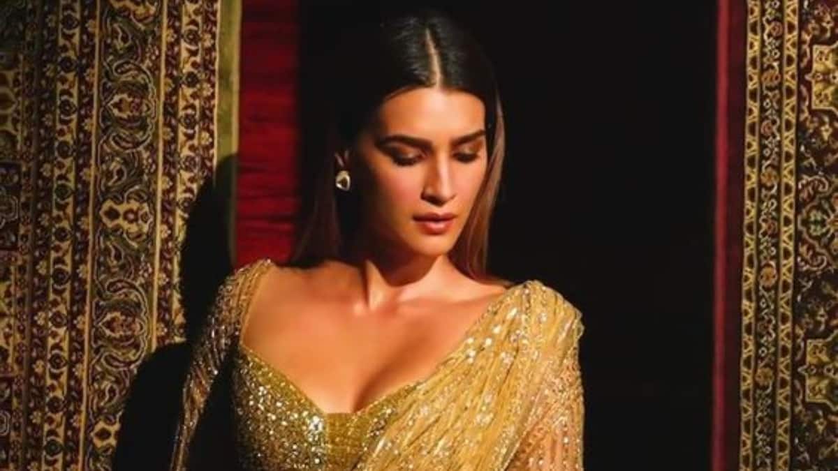 Review these stunning bridesmaid dresses inspired by B-town divas for your best friend's wedding - Vimarsana News