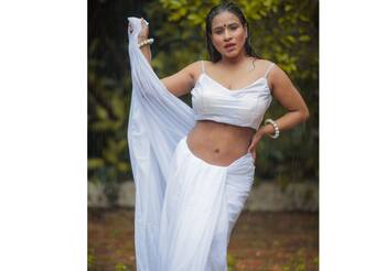 Ullu App Charmsukh Fame Muskaan Agarwal Hot And Bold Photos ...