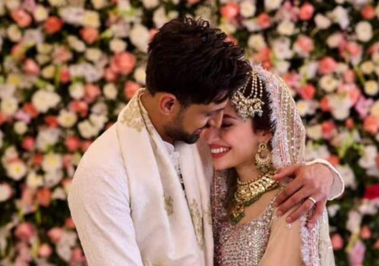 Shoaib Malik-Sana Javed wedding: Sania Mirza's khulla, former's love ...