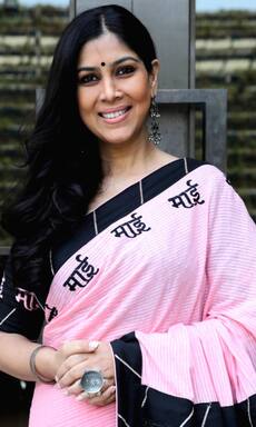 50 साल की उम्र में भी सिंगल हैं साक्षी तंवर, बन चुकी हैं एक बेटी की मां