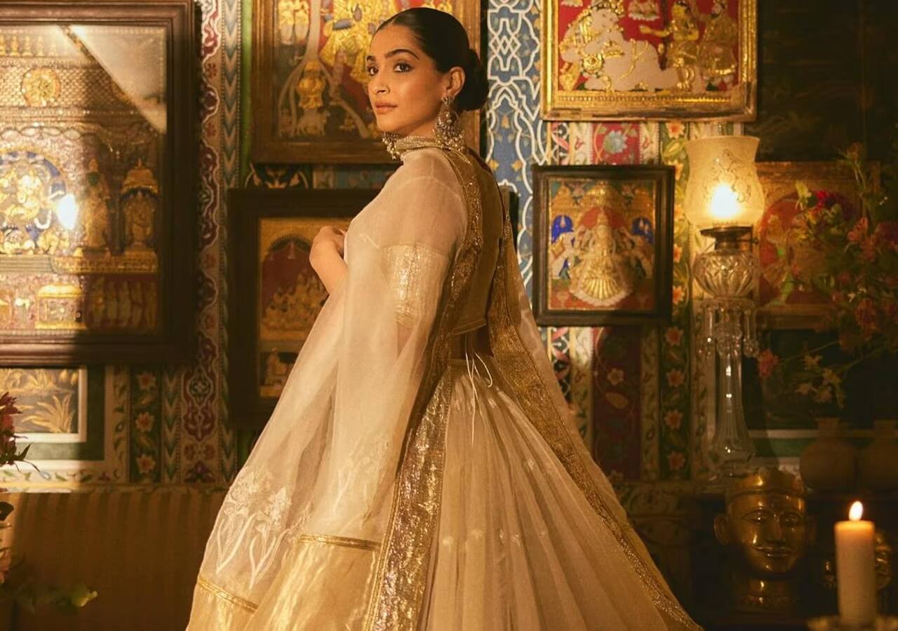 Sonam Kapoor has also followed never date an actor policy