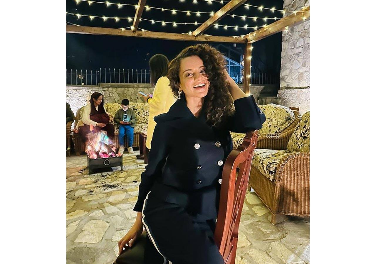Kangana Ranaut looks pretty