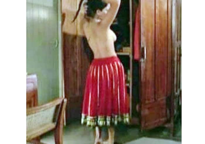 Zeenat Aman in Satyam Shivam Sundaram