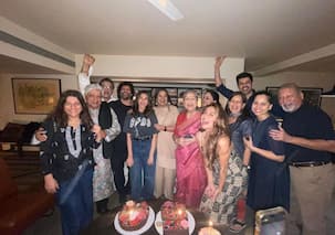 50 के हुए फरहान अख्तर को शबाना आजमी ने किया बर्थडे विश, सौतेली मां ने कहा- 'सालगिरह मुबारक बेटू'