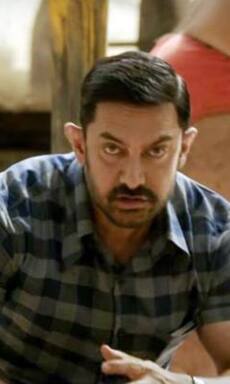 Top 5 filmmakers who have 1000 crore movies