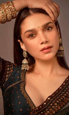 Top 10 pictures of Heeramandi star Aditi Rao Hydari that are royalty personified