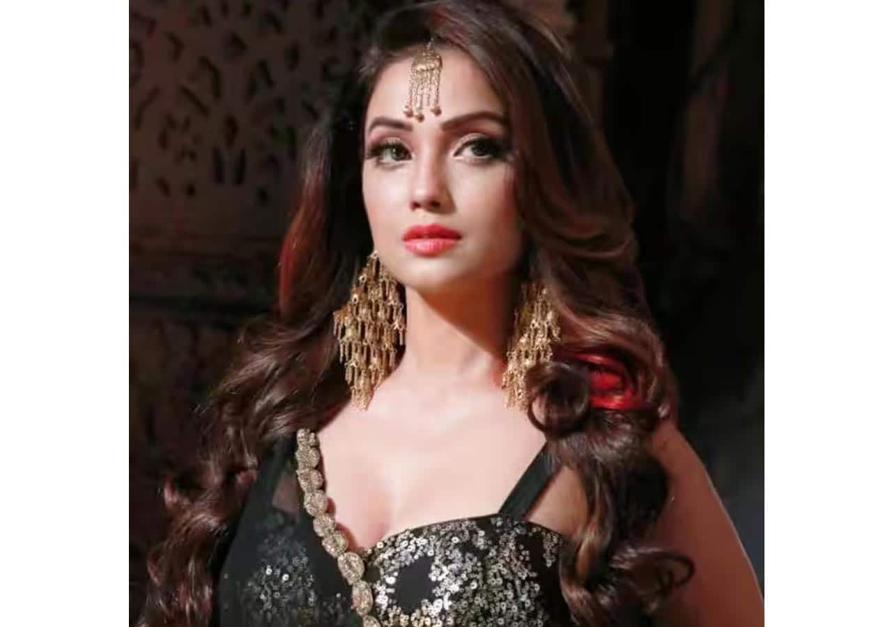 bollywoodlife.com photo