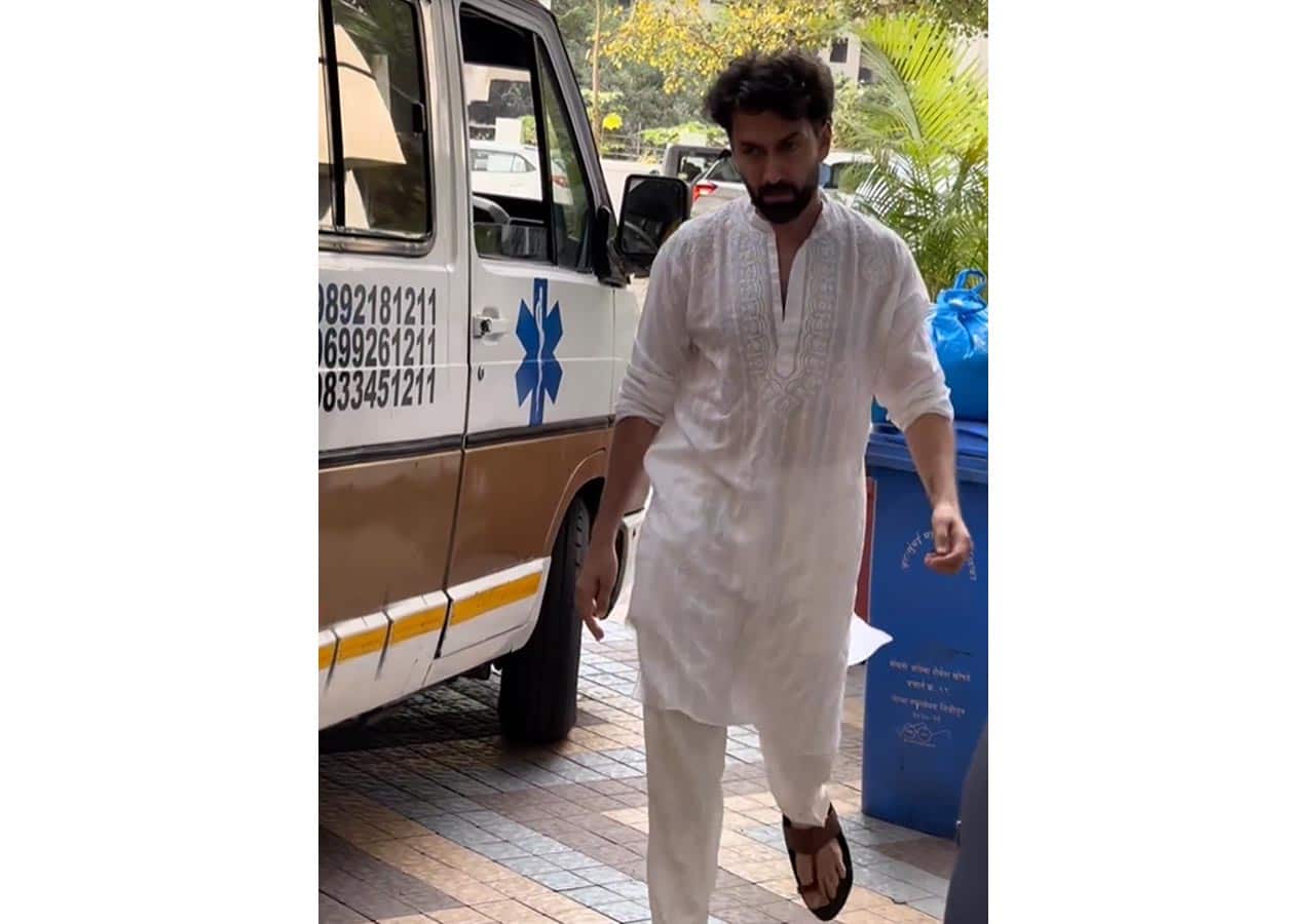 Nakuul Mehta arrived for the last rites