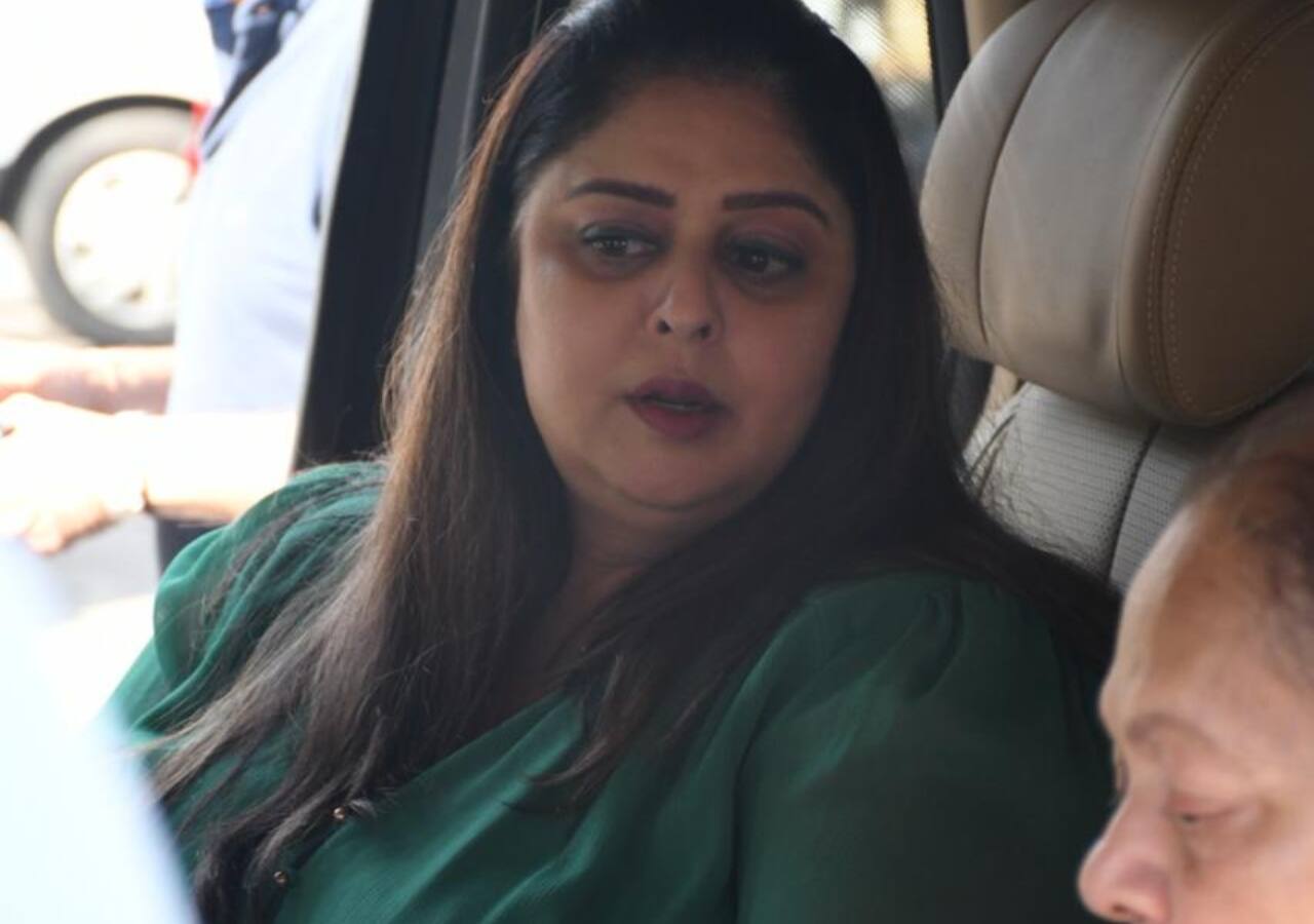 मुंबई में स्पॉट हुईं नगमा