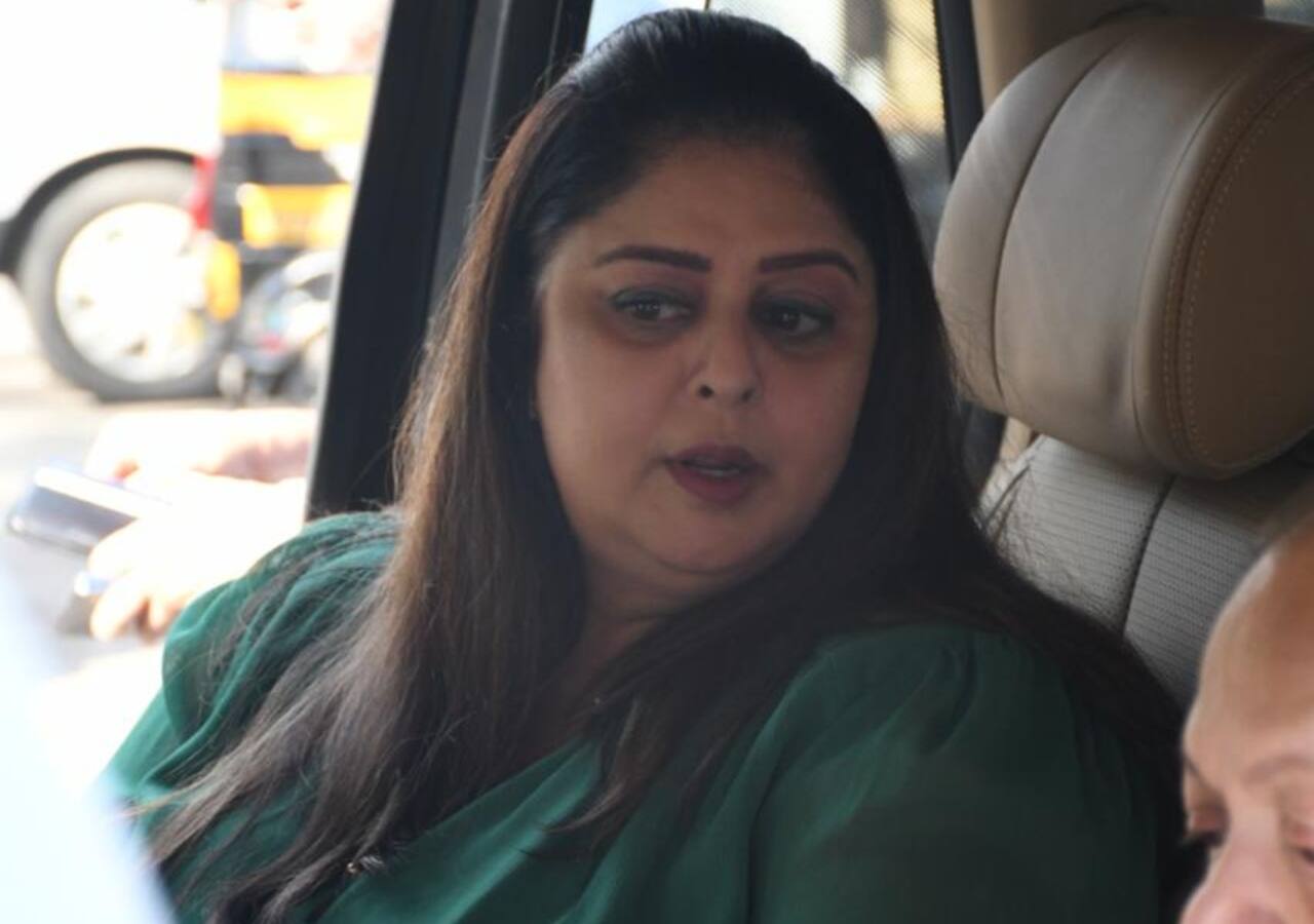 लोगों को नहीं हुआ नगमा की फोटोज पर यकीन