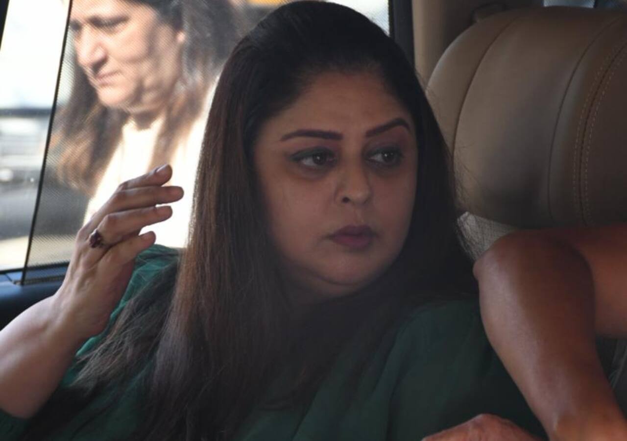 वायरल होने लगीं नगमा की फोटोज