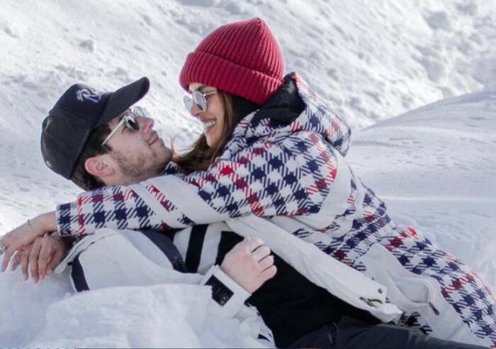 Priyanka Chopra and Nick Jonas - Embracing the snowy charm of Aspen, Colorado Delight