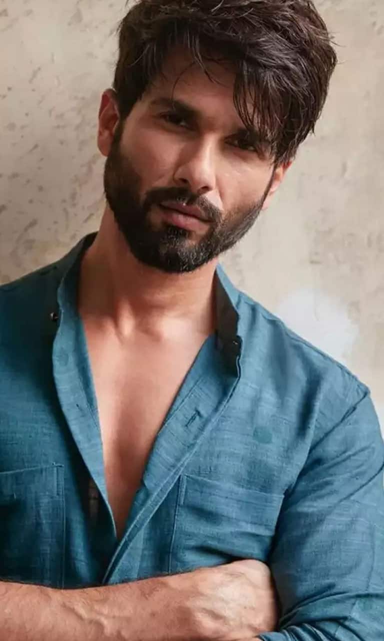 Hairstyle For You: Shahid kapoor Shirts and Hairstyles..