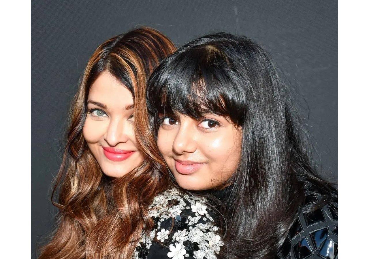 Aaradhya and Aishwarya are the cutest mother-daughter duo in this picture