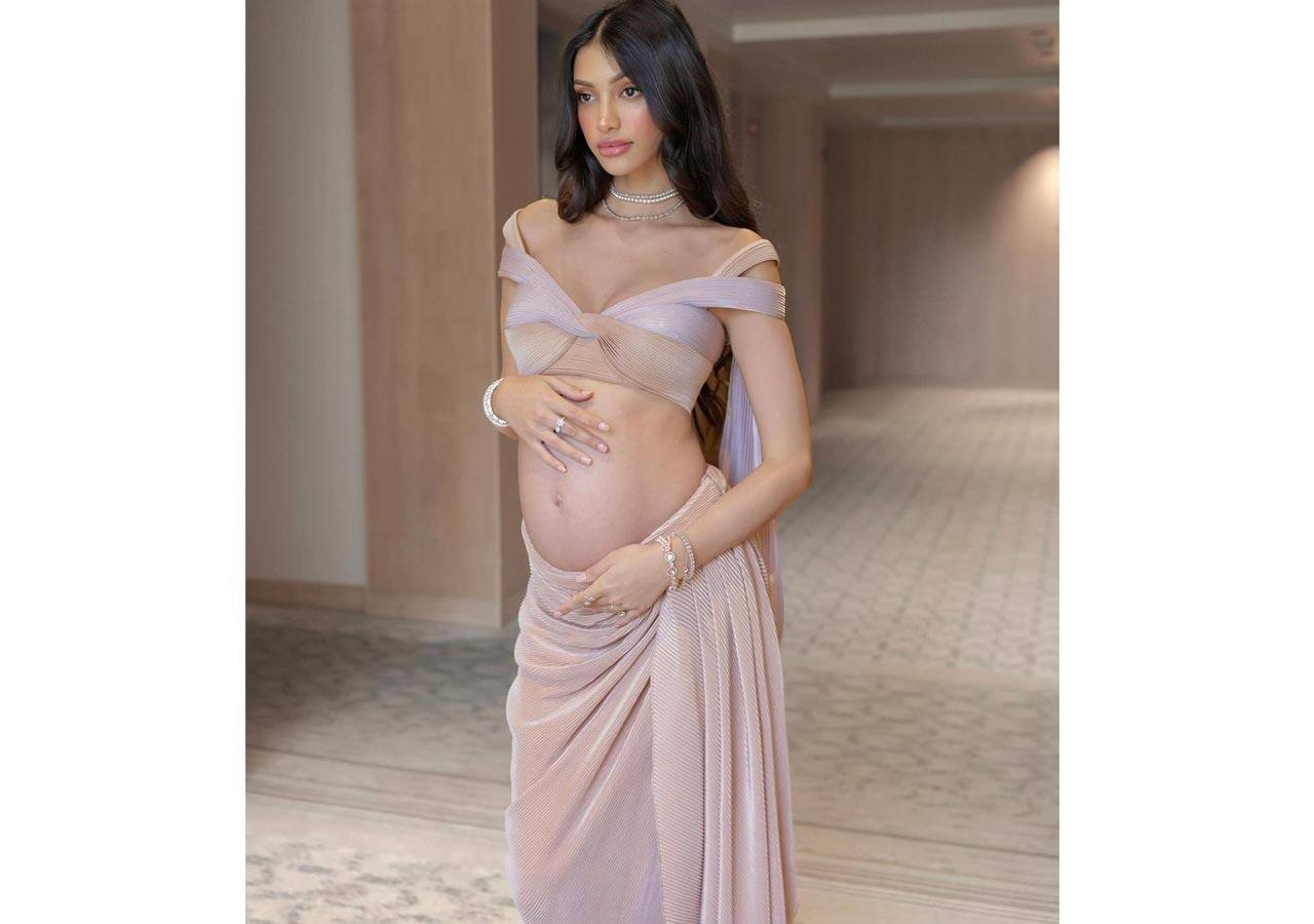 Alanna Panday's pregnancy glow is wow