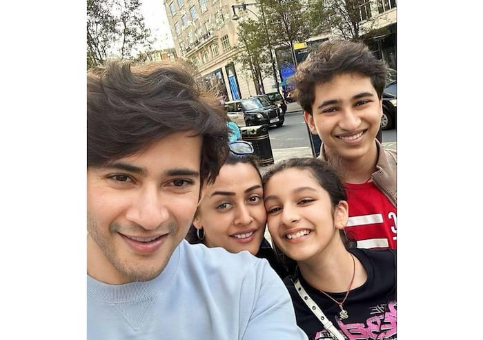 Mahesh Babu family pictures are cute