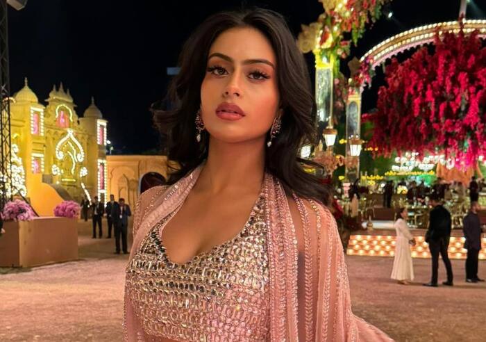 काजोल ने शेयर की थीं बेटी नीसा देवगन की फोटोज