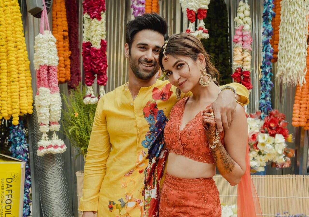 Pulkit Samrat Kriti Kharbanda Haldi Photos Not With Haldi But Multani