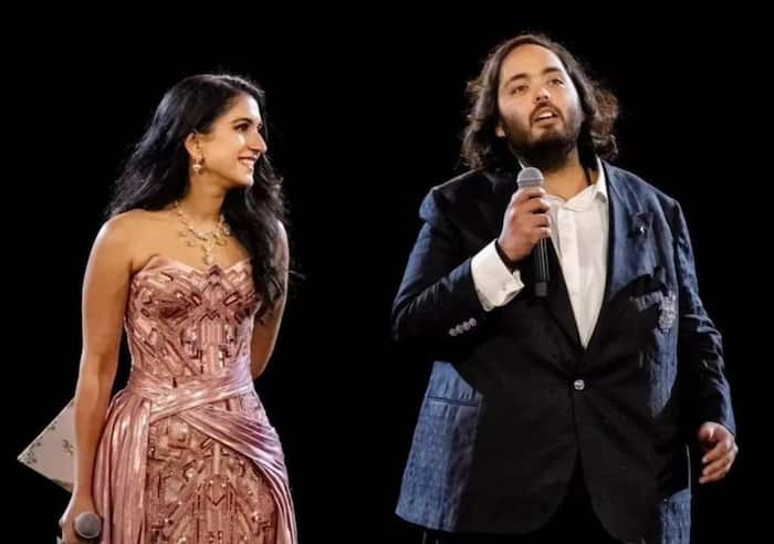 अनंत अंबानी-राधिका मर्चेंट की खुशी का नहीं था ठिकाना