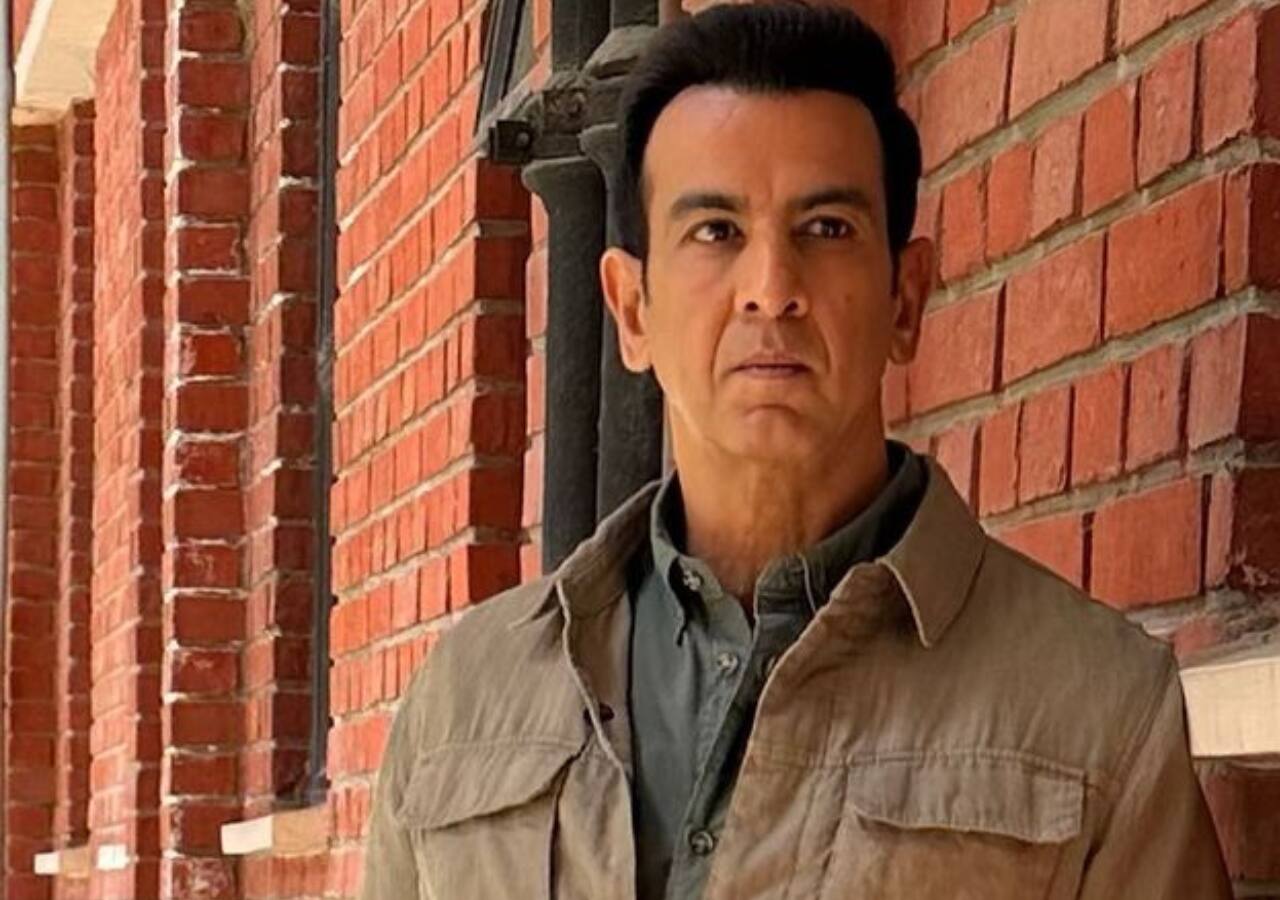 Ronit Roy 
