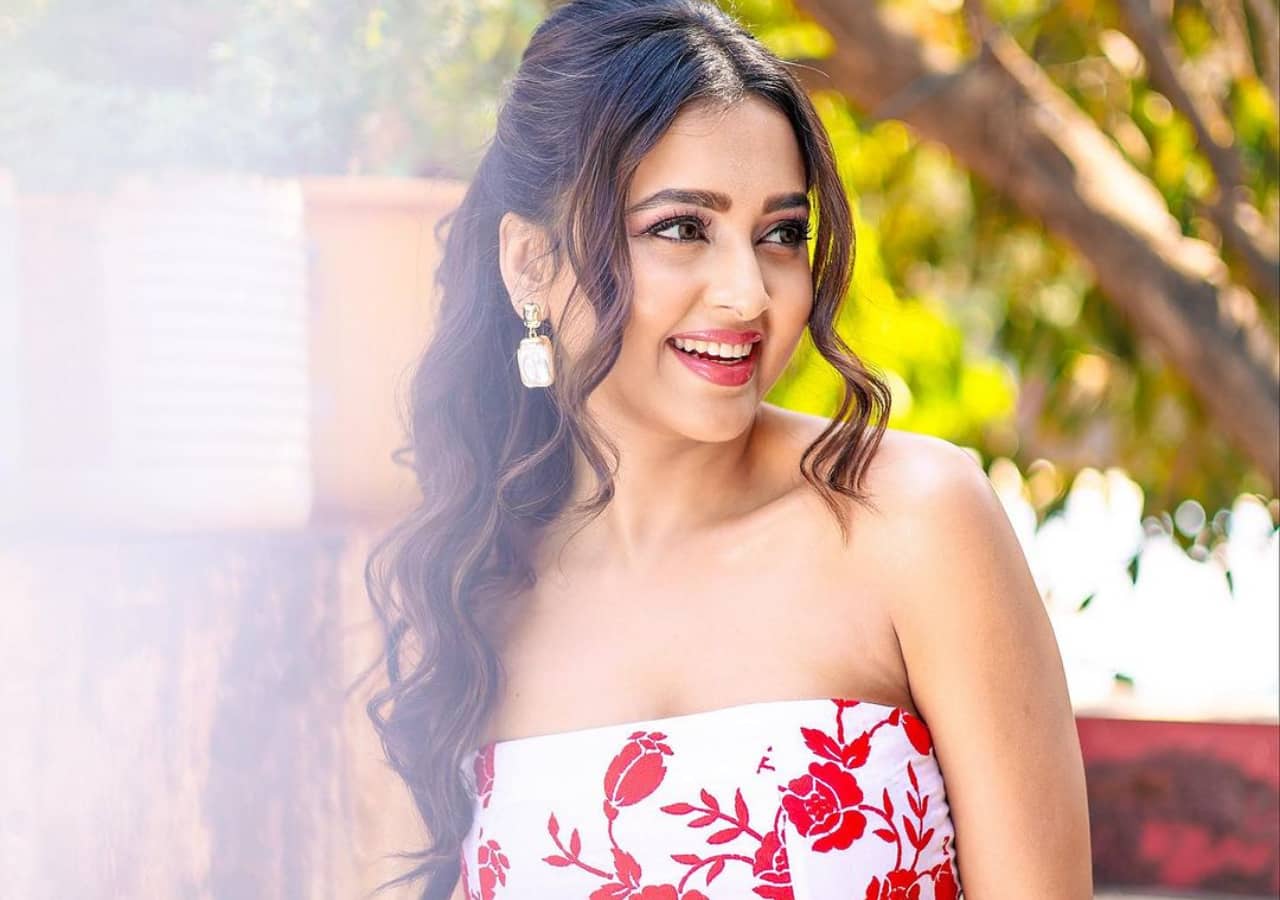 bollywoodlife.com photo