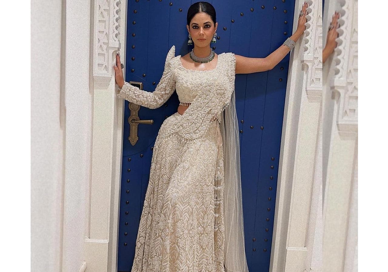 bollywoodlife.com photo