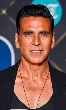 Akshay Kumar and 10 other Bollywood actors with highest Box Office collections