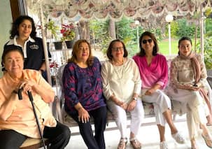 Kareena Kapoor Khan played instrumental role in ending long-time cold war between mom Babita and Neetu Kapoor?