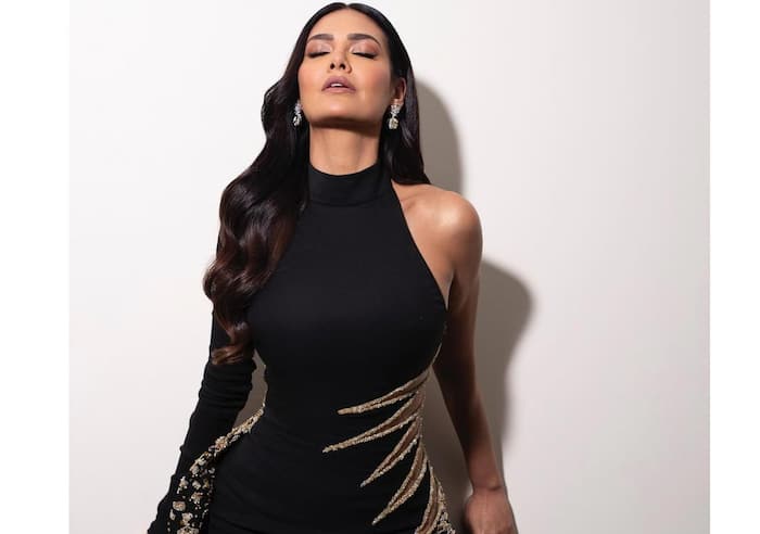 Esha Gupta looks sultry