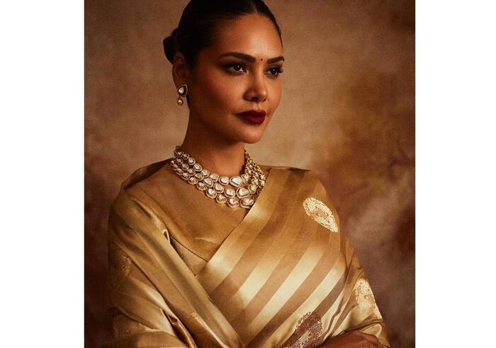 Esha Gupta displays old-world charm