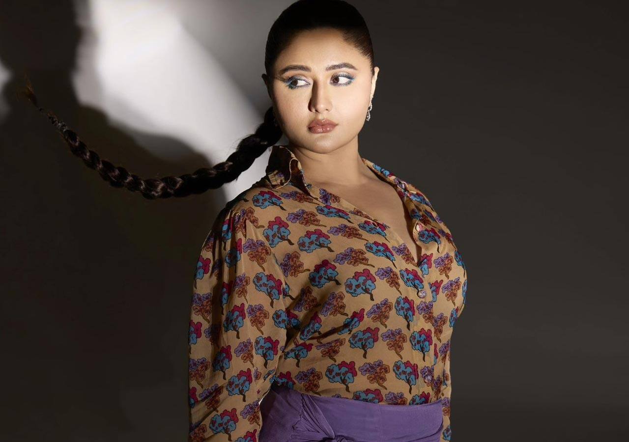 Salman Khan's Bigg Boss effect: Rashami Desai's personal life expose got flak 