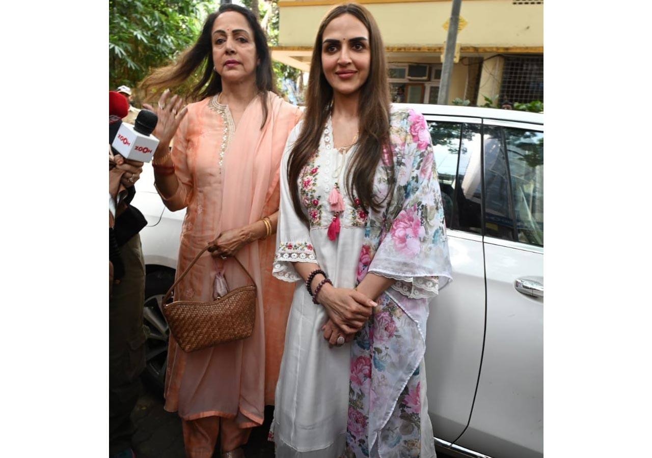 Hema Malini, Esha Deol